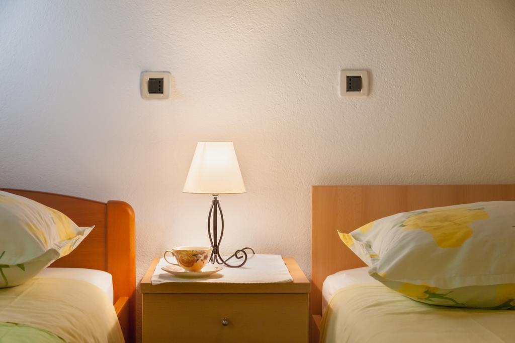 Beach Resort Apartments Bucina Baška Voda Eksteriør bilde