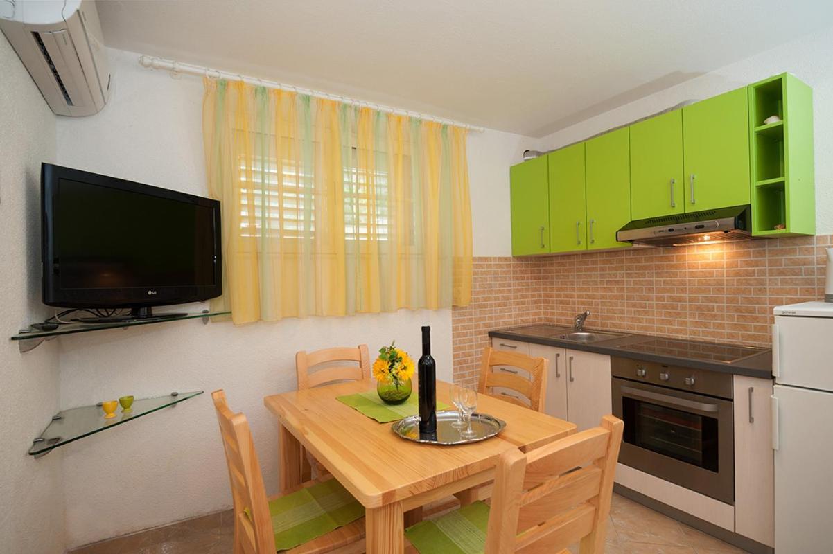 Beach Resort Apartments Bucina Baška Voda Eksteriør bilde