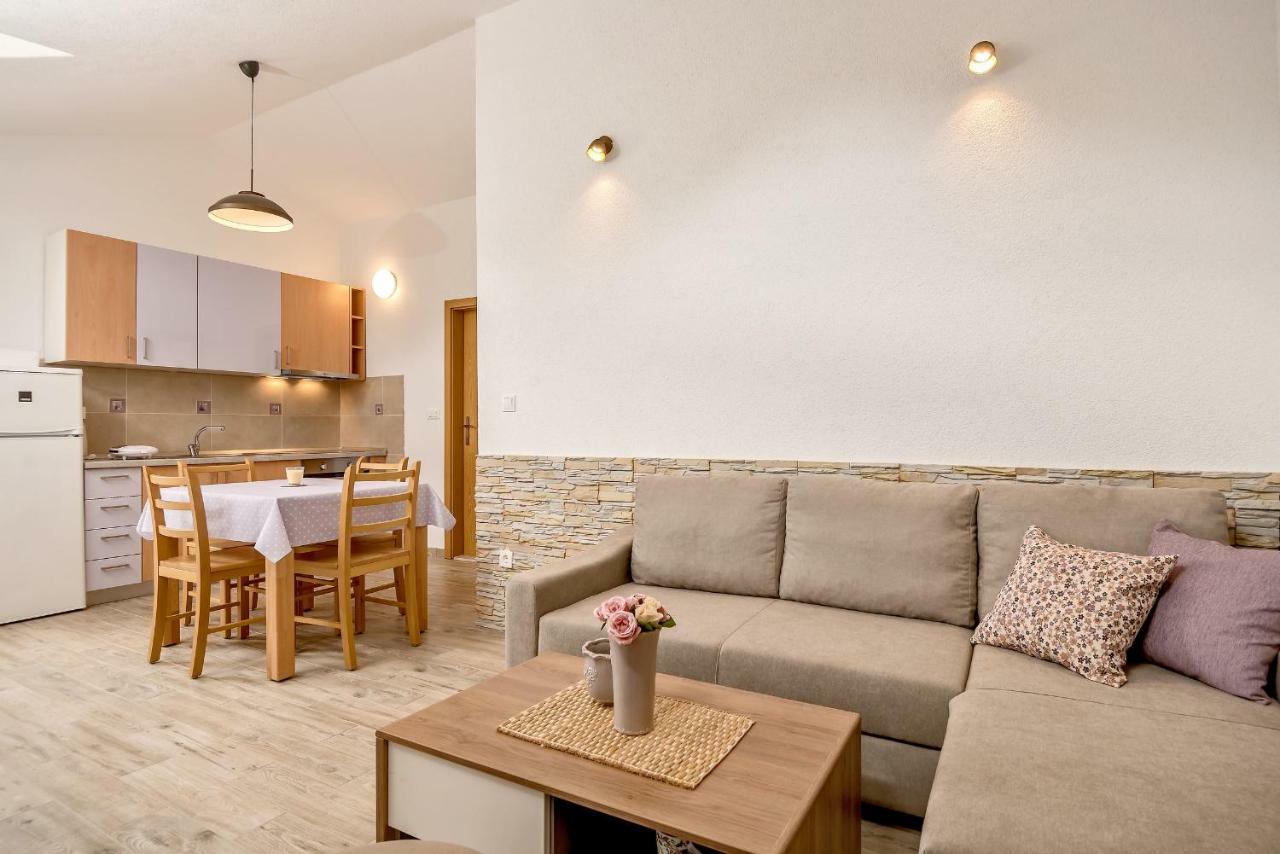 Beach Resort Apartments Bucina Baška Voda Eksteriør bilde